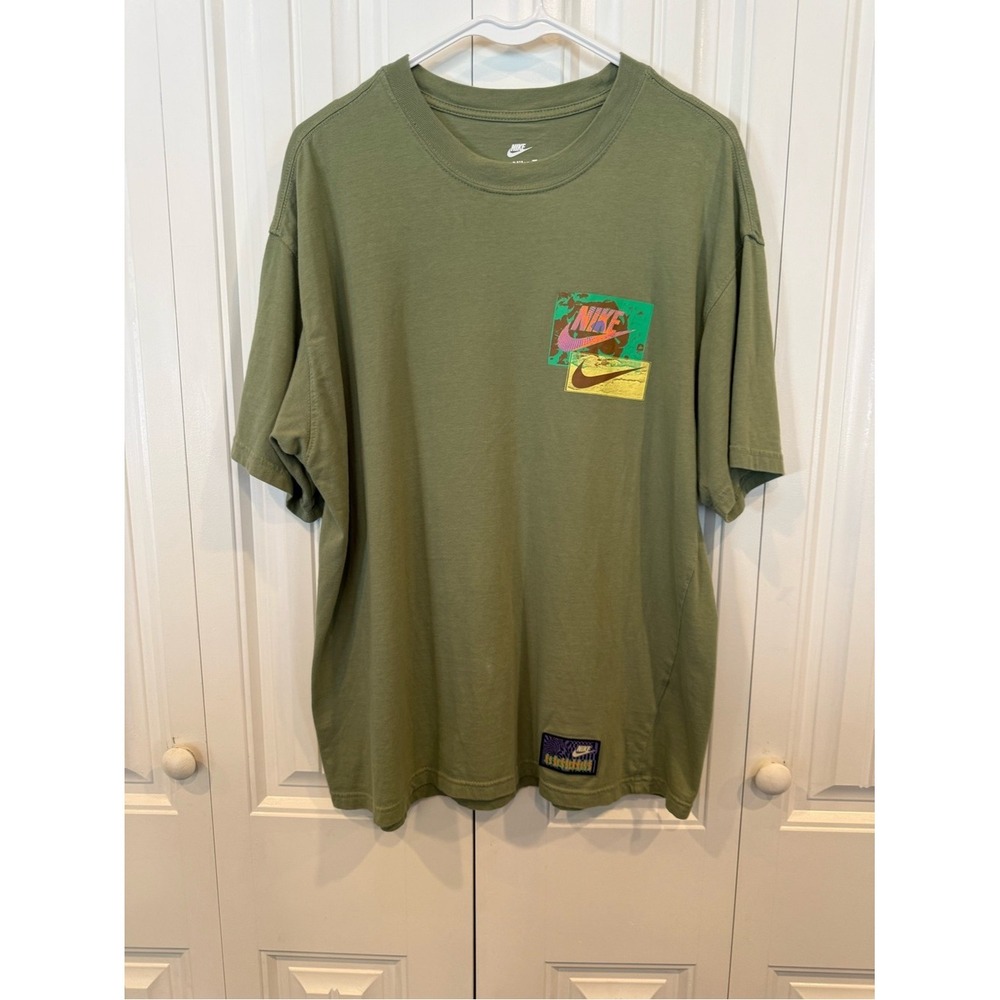 Nike Men's Olive Green Short-Sleeve Logo Graphic Tee Size Medium